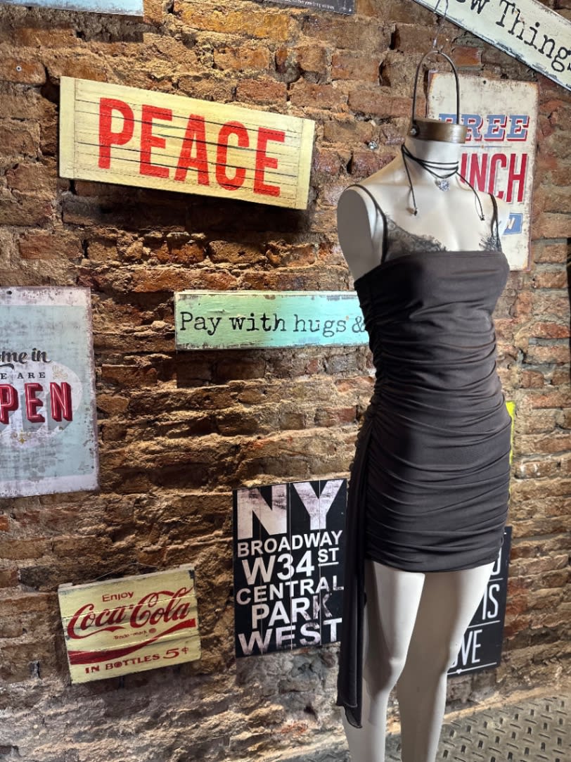 VESTIDO TUL PUNTILLA
