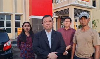 IMG-20260126-WA0046_1769388637130 Skandal “Surat Palsu” Mekar Jaya: Iskandar Halim dkk Laporkan Sindikat Oknum Kades ke Polda Sumsel atas Penjarahan 5 Ribu Hektare Lahan!