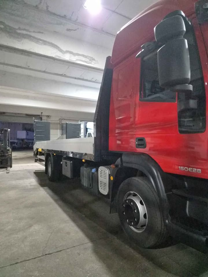 IVECO EUROCARGO 150-28 Carrellone