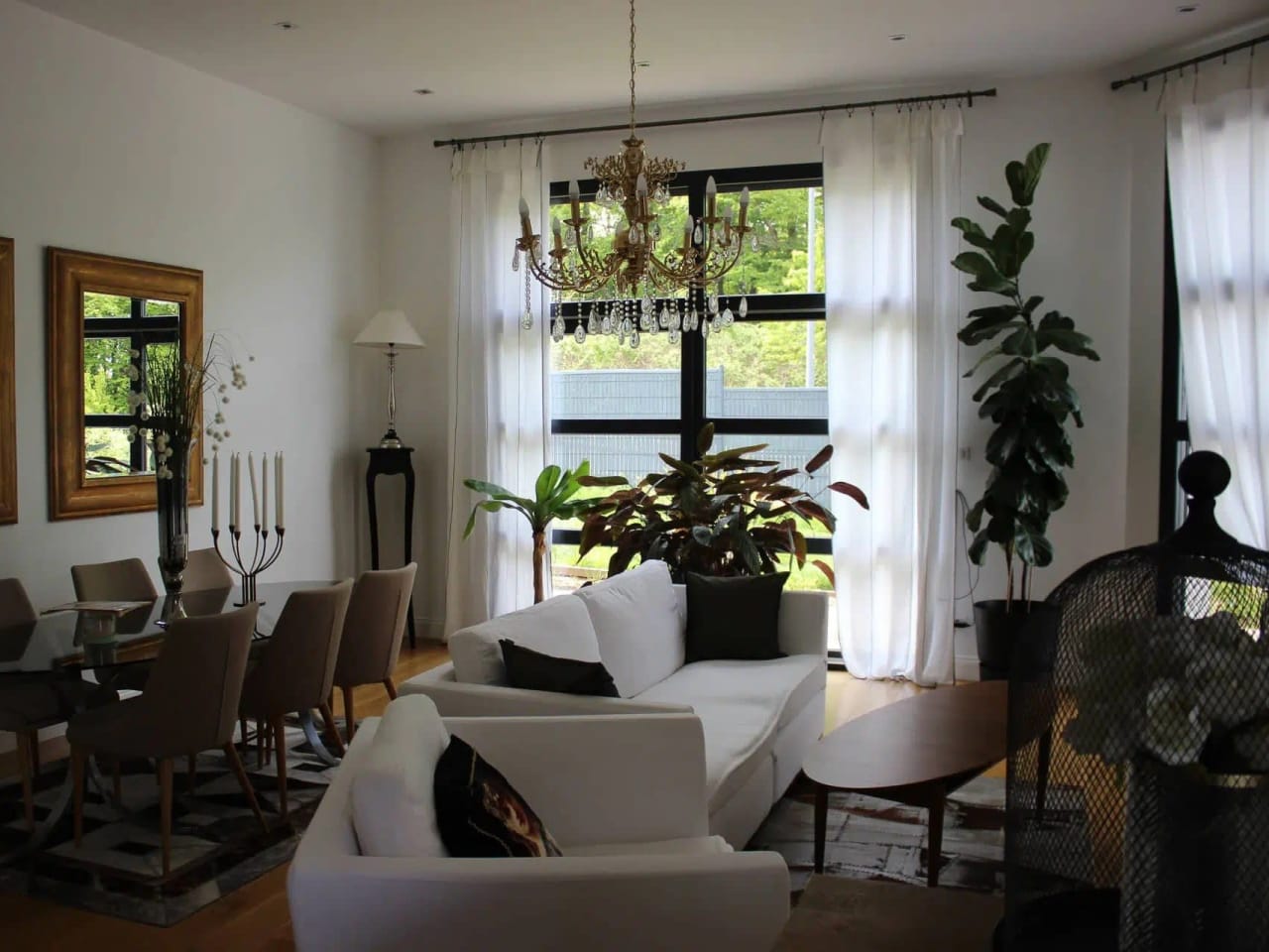 Rénovation intérieure : séjour aménagé