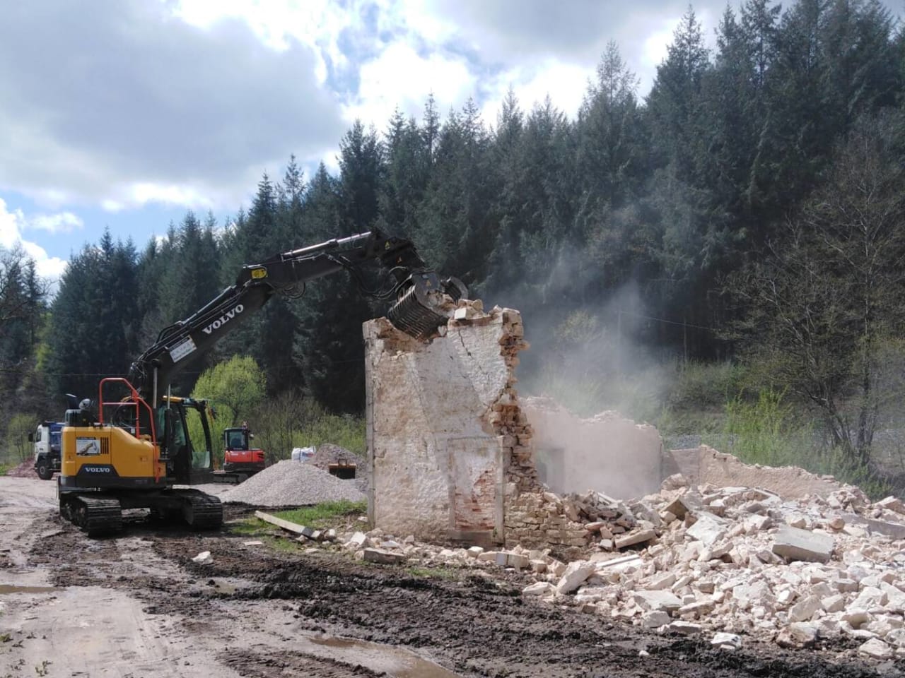 Démolition de structure en maçonnerie