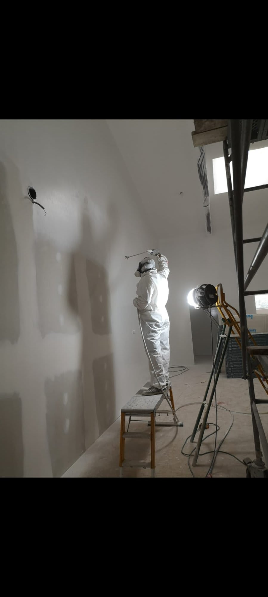 Peinture à l'airless en hauteur