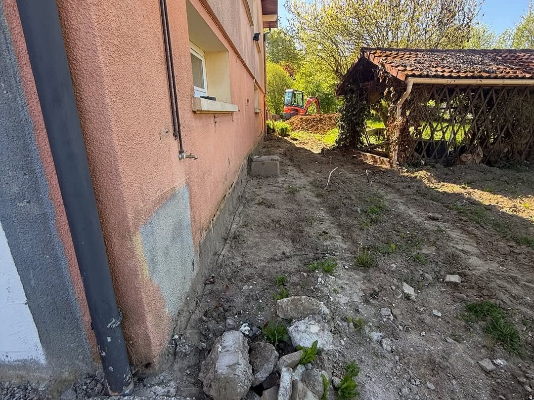 Terrassement et décaissement extérieur