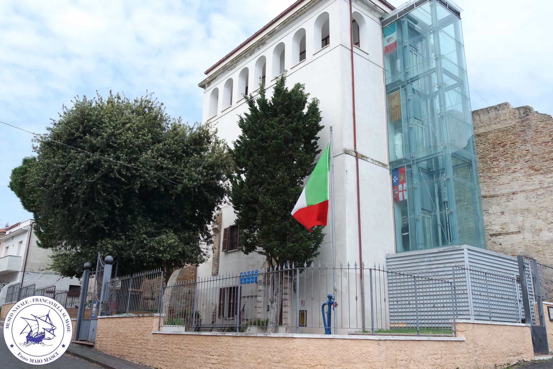 Torre Ciarrapico with its panoramic lift