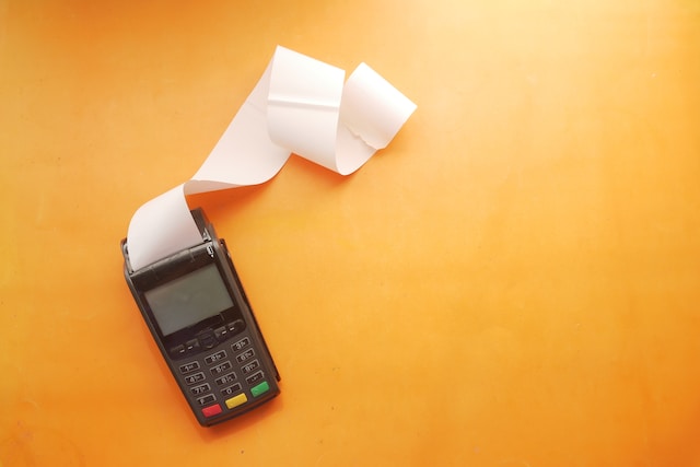 Healthy Choices, Healthy Profits: Cashback Cards in Medical Finance