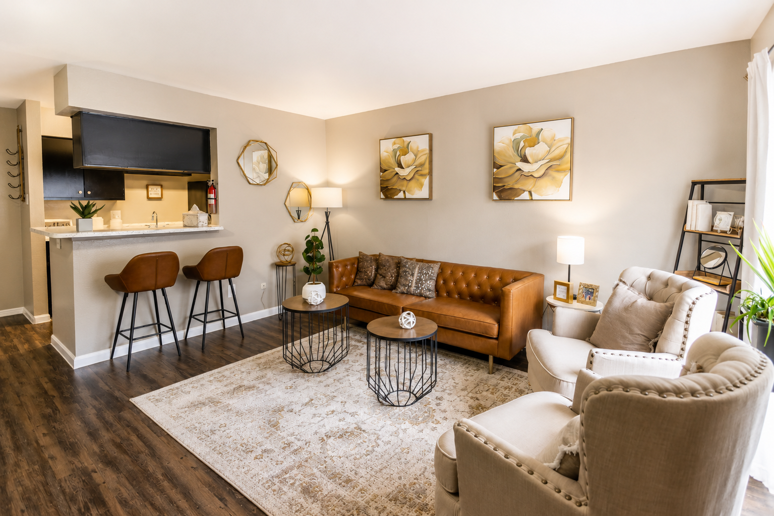 Living room at Newport Oaks apartments in Alvin, Texas