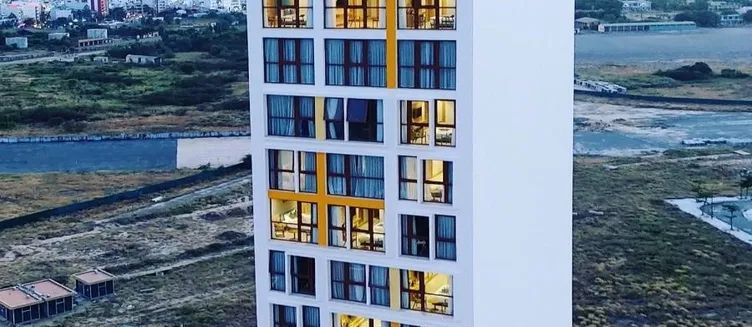 Отель Sun Kiss Hotel 4*