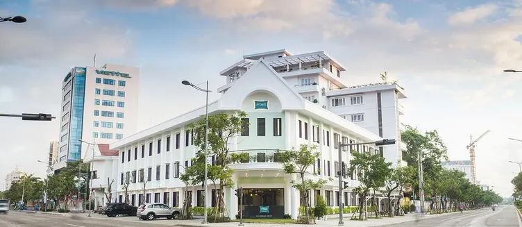 Отель EMM Hotel Hue 4*