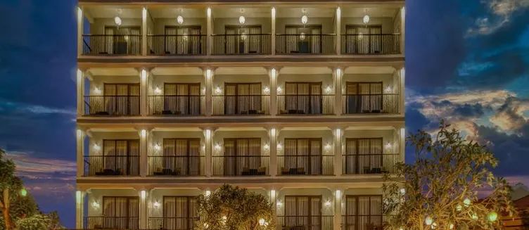 Отель Cozy Savvy Boutique Hoi An 5*