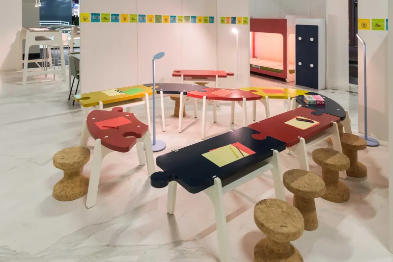 My Kidsy Puzzle Table