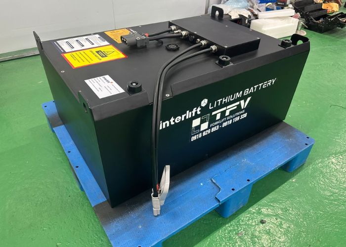 Pin Lithium LiFePO4 Interlift phân phối bởi TFV Industries cho xe nâng điện