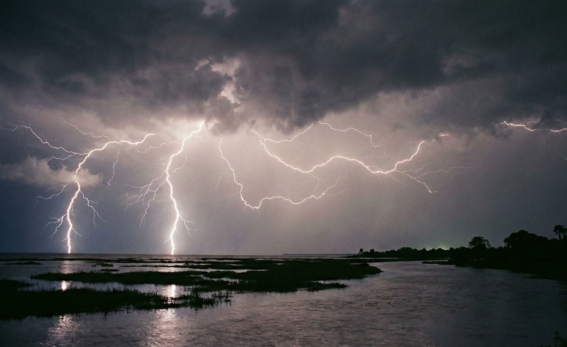 Catatumbo Lightning (Relámpago del Catatumbo)