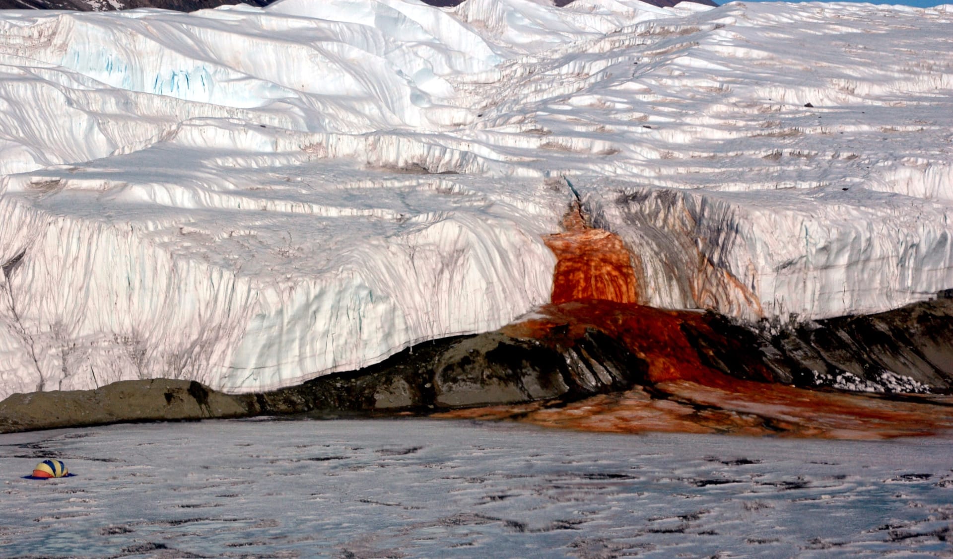 Blood Falls (Taylor Glacier)
