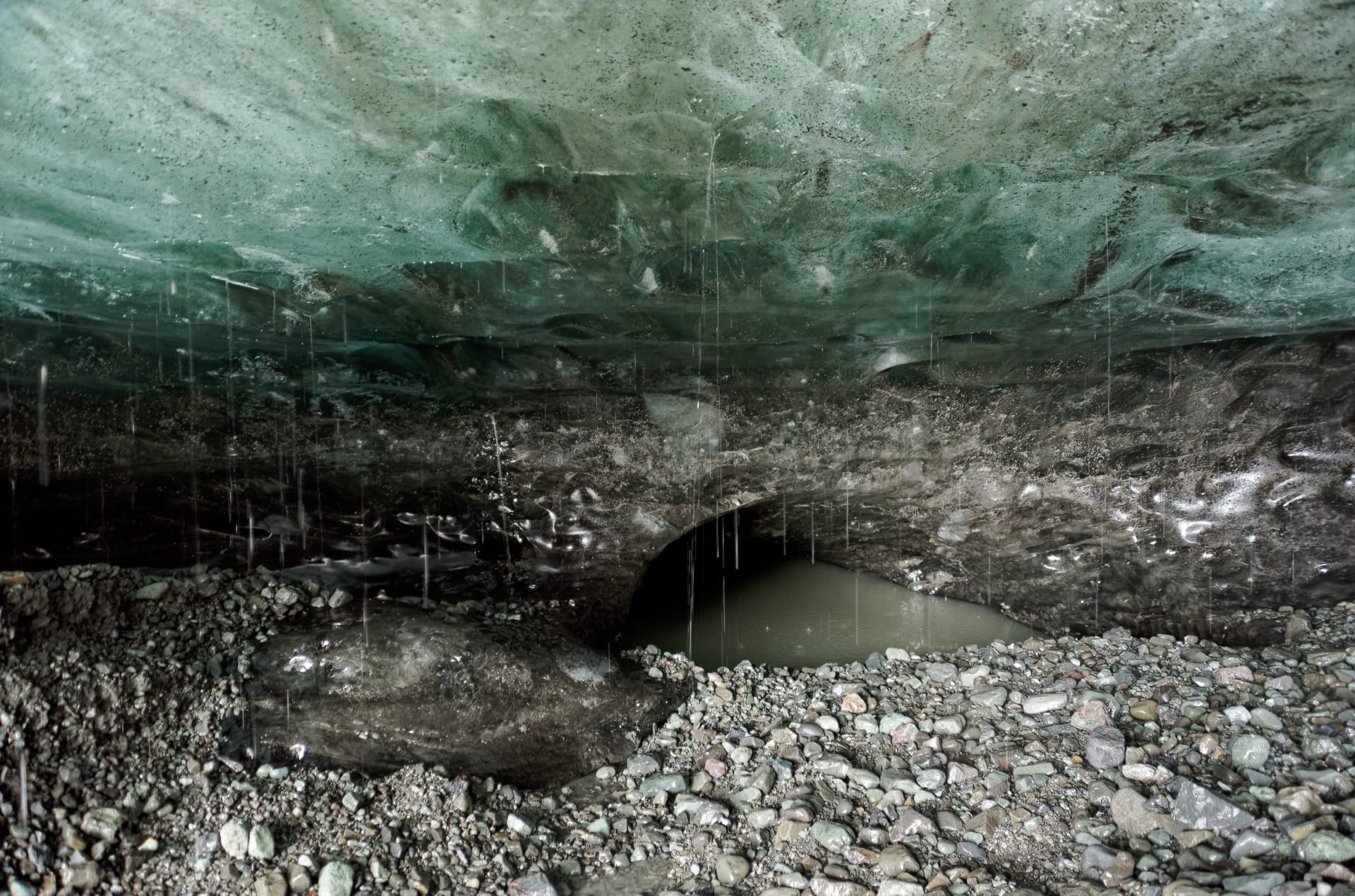 Vatnajökull Crystal Ice Caves