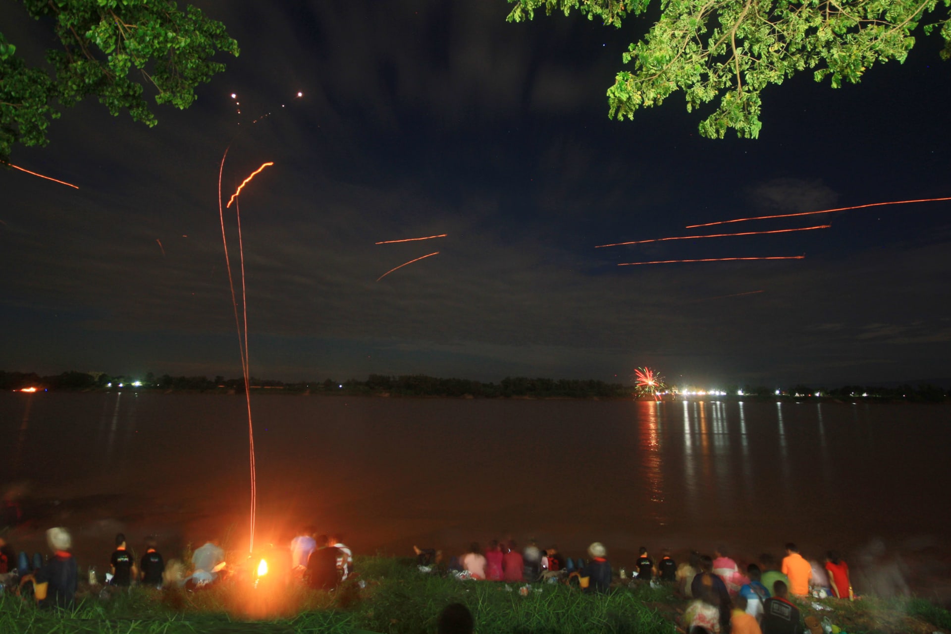 Naga Fireballs (Mekong)