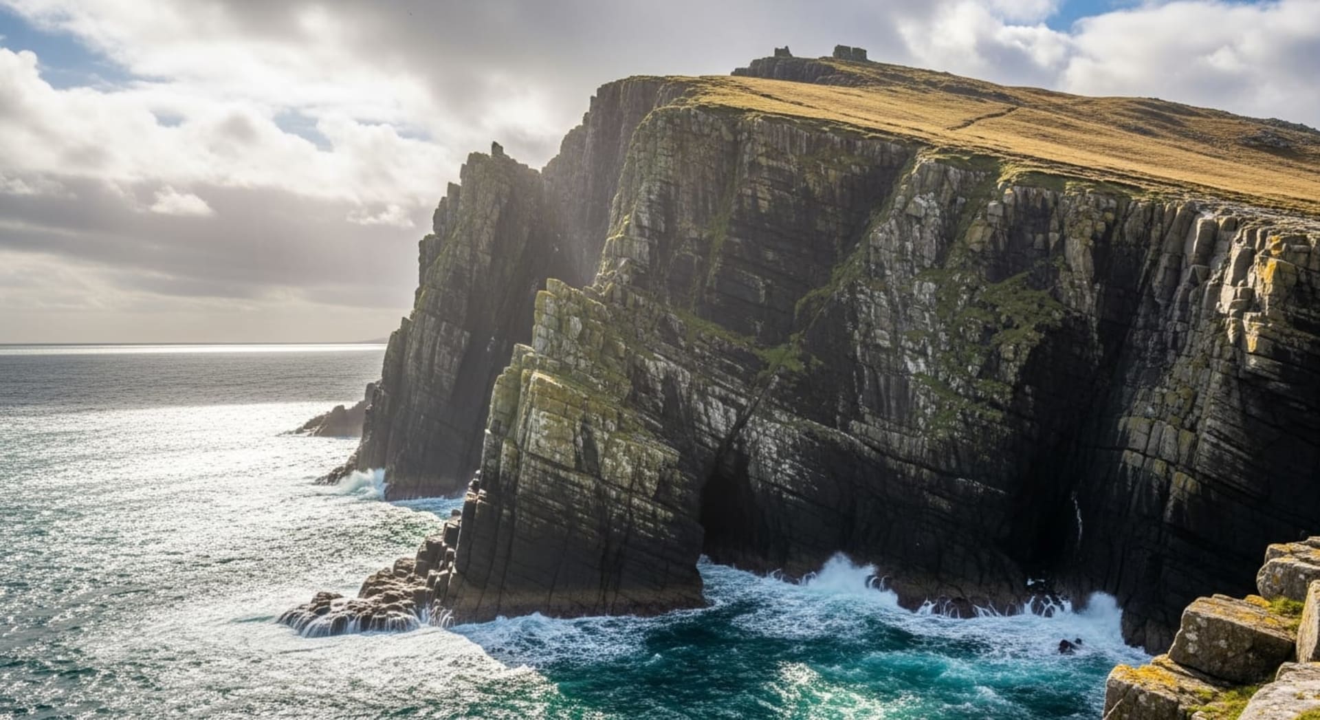 Little Skellig Gannet Mega-Colony