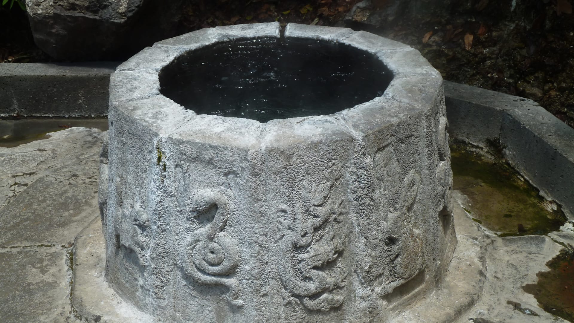Tengchong Volcanic Hot Sea (Rehai)