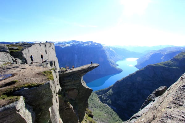 Trolltunga (Troll's Tongue) Seasonal Access
