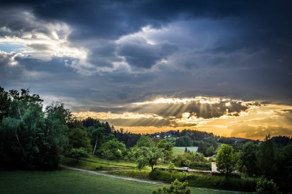 Crepuscular and Anticrepuscular Rays
