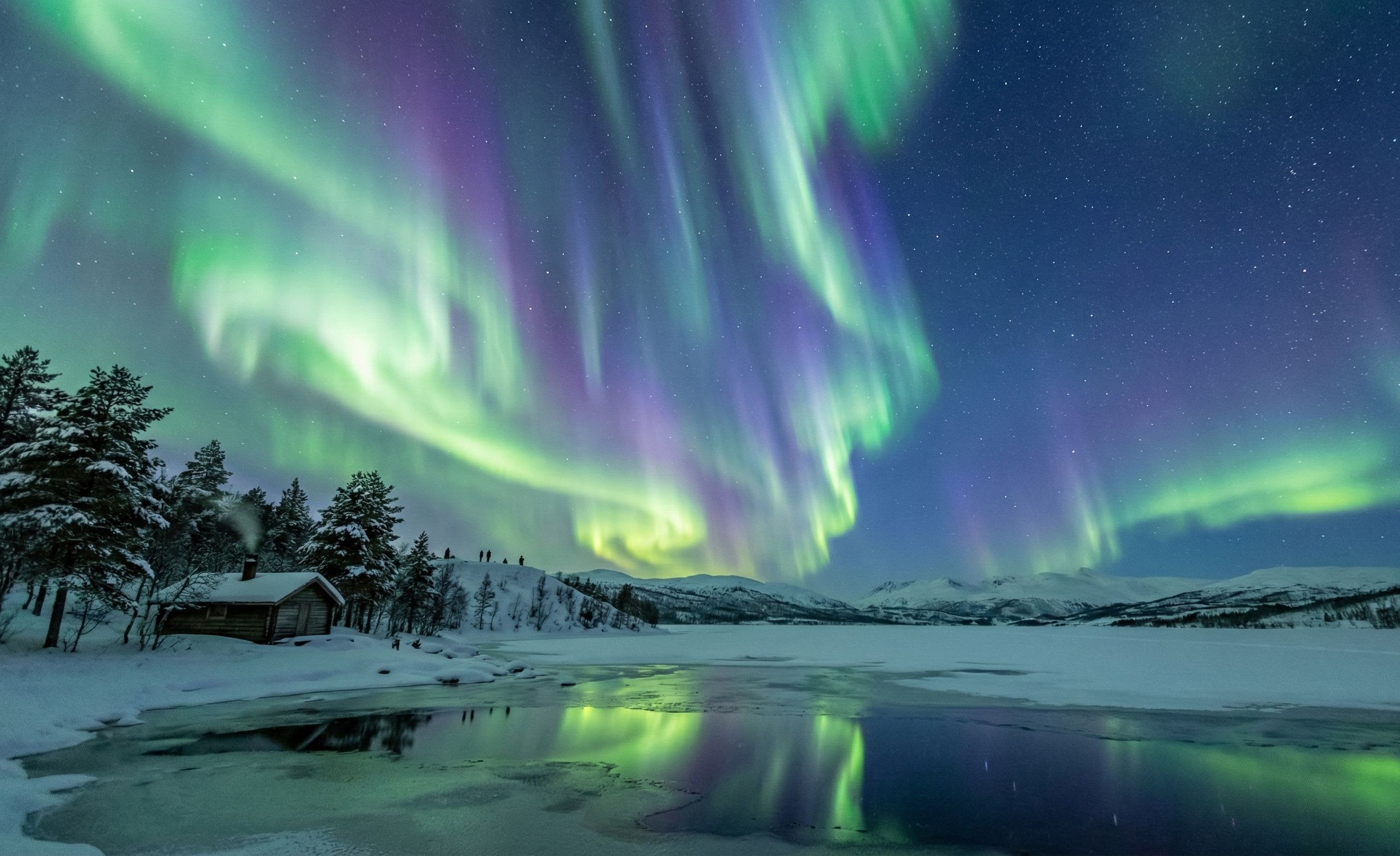 Earth Exhibit – I built an app that tracks 1,500 natural phenomena around the world