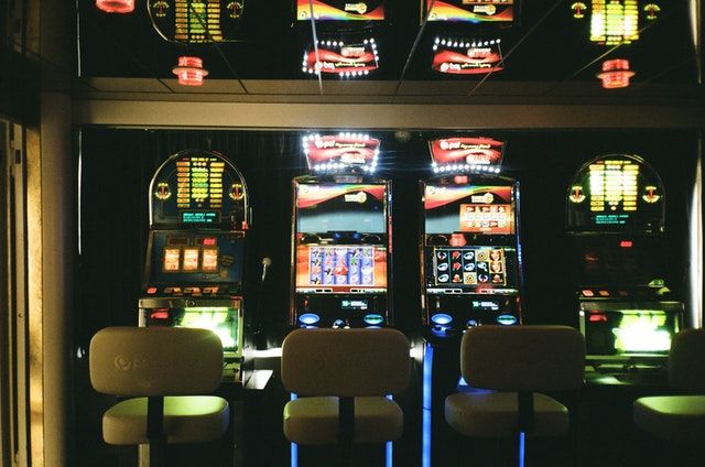 What is a loose slot machine?