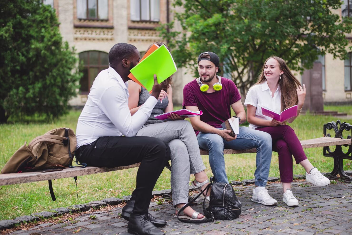 UK Higher Diploma in Hotel Real Estate Investments and Asset Management (HREIAM017)