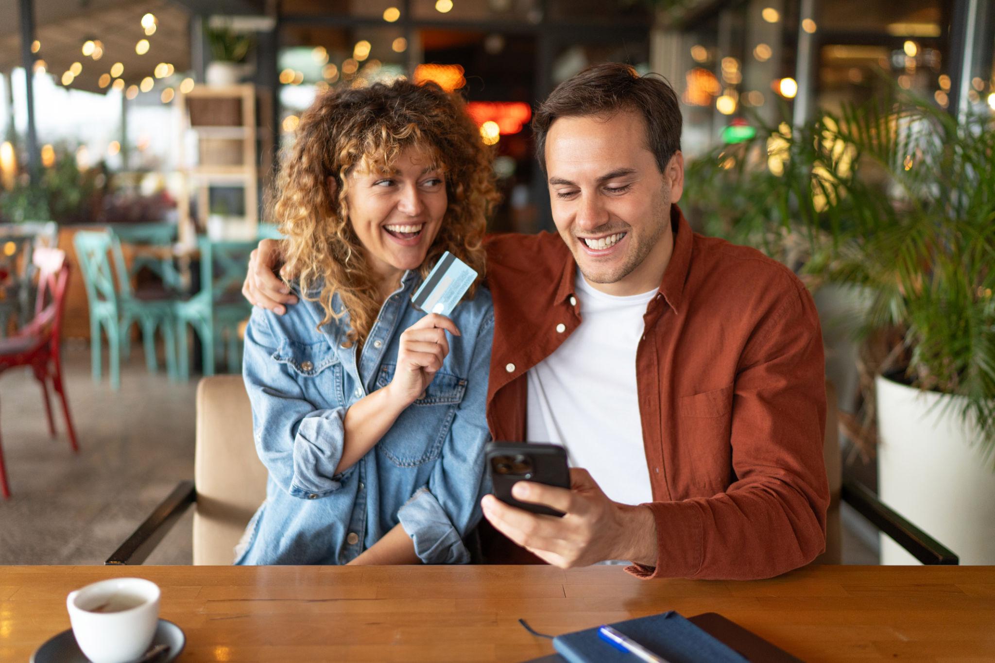 IndusInd EazyDiner Credit Card dining benefits India