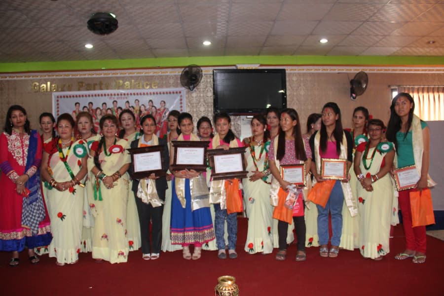 Glamour Beauty Parlour & Training Center