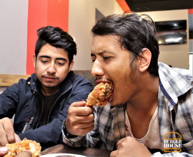  The Burger House And Crunchy Fried Chicken