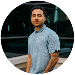Julian Bustamante Profile Pic