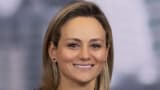 Glamorous JP Morgan exec accused of turning married male broker into her office sex slave: Viagra spiking and litany of obscene forced acts that made him cry | Daily Mail Online