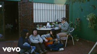 TRÍADA - Clara