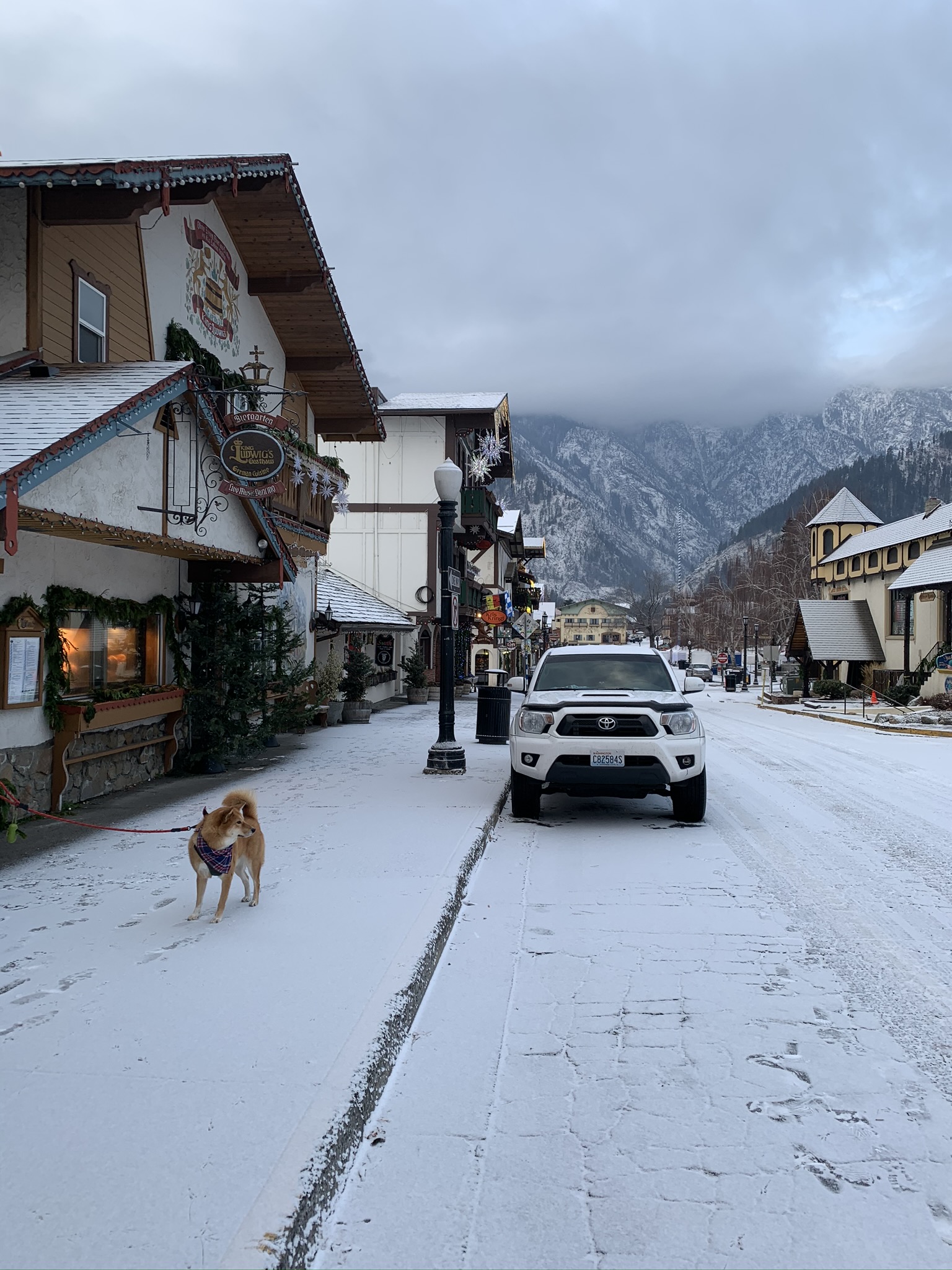 Markus standing along the streets of Leavenworth on a cold winter morning