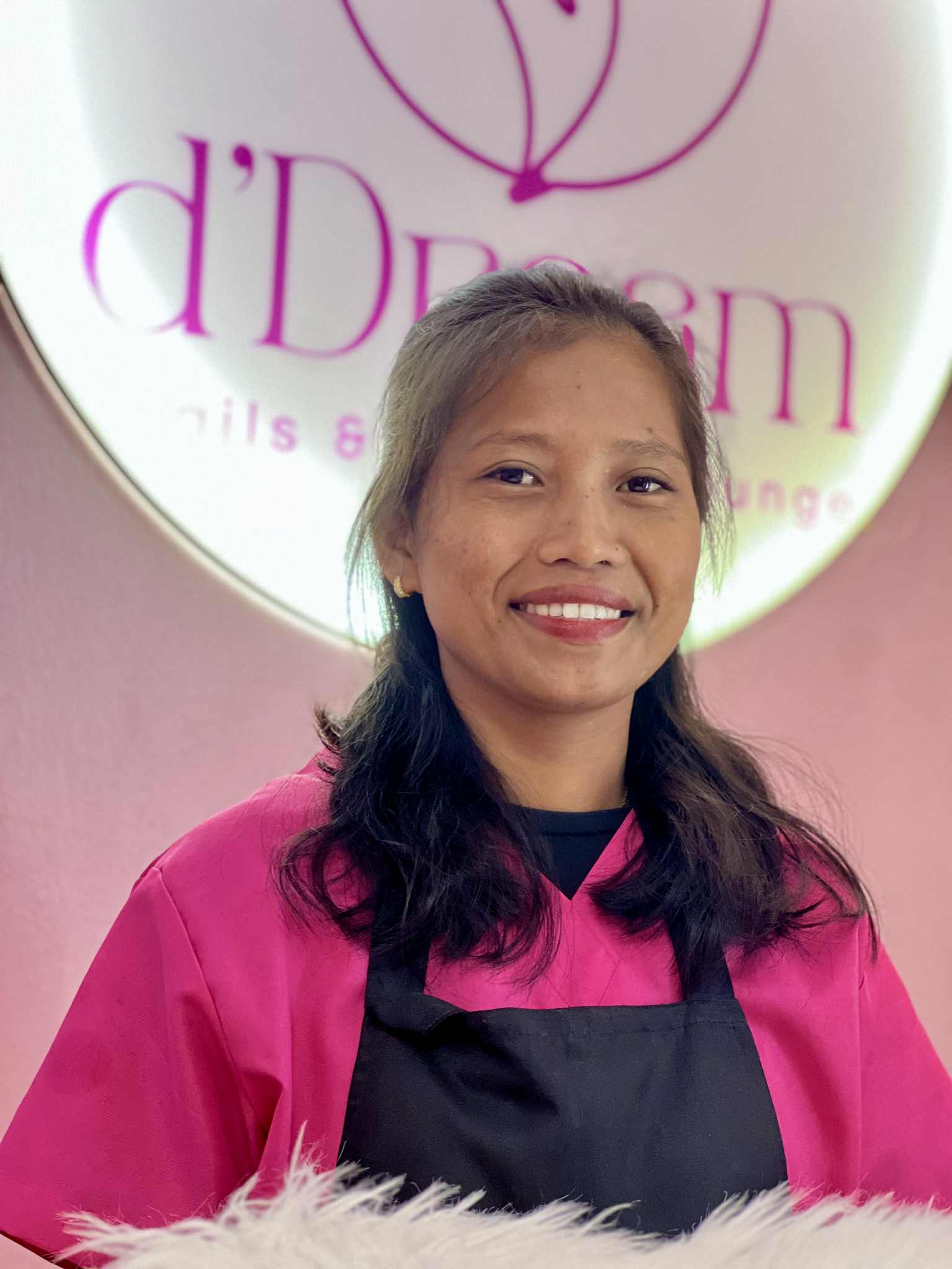 Mj - Nail Technician