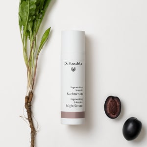 Regenerirajući intenzivni serum za oči - Dr. Hauschka