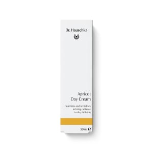 Aprikosdagkräm – innehåller aprikoskärnolja som ger en naturlig lyster