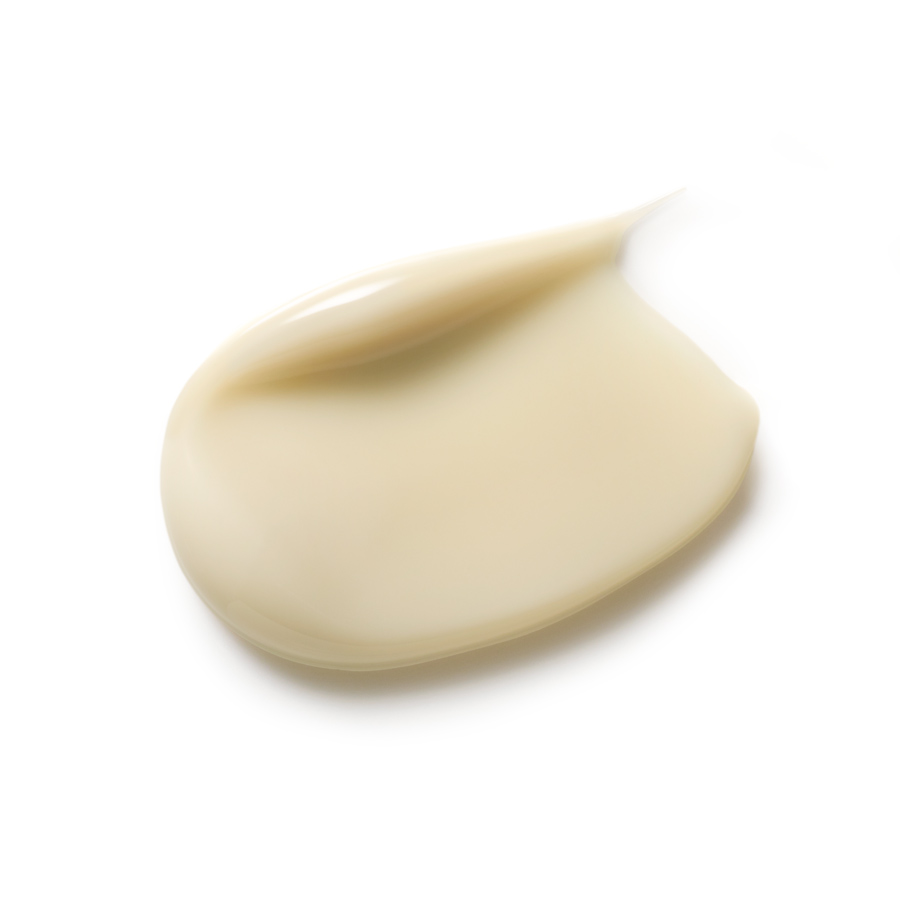 Dr. Hauschka Cleansing Balm – facial cleanser with a refreshing gel-to-milk texture Dr. Hauschka Cleansing Balm – a gentle yet effective cleanser