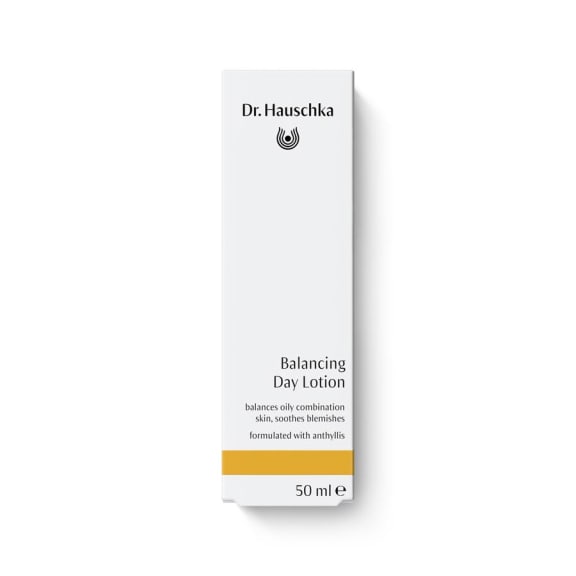Dr. Hauschka Balancing Day Lotion: vähentää ihon kiiltoa