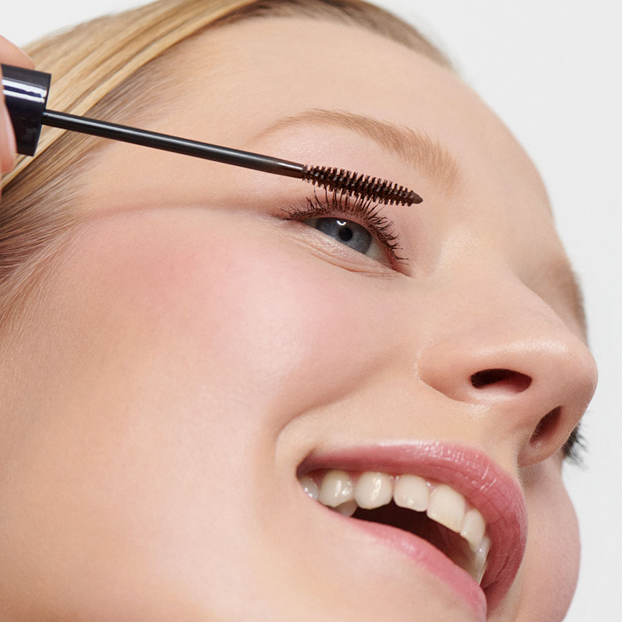 Dr. Hauschka Defining Mascara 02 brown Dr. Hauschka Defining Mascara 02 brown