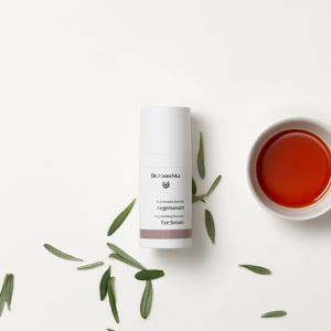 Regenerirajući intenzivni serum za oči - Dr. Hauschka