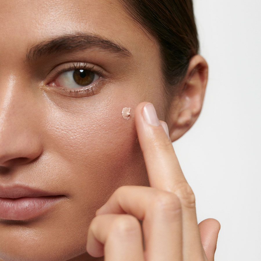Dr. Hauschka Iluminating Fluid – nestemäinen korostusvoide Dr. Hauschka Iluminating Fluid – nestemäinen korostusvoide
