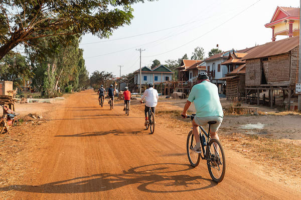 Aqua湄公河为期4天的湄公河下游发现第四天——旅行自行车