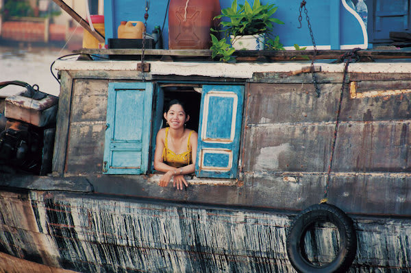 Jahan's Pearl of the Orient Upstream Day Four - Local's Floating House