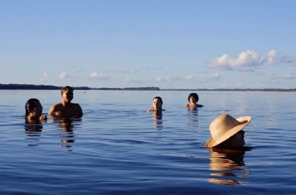 Jacaré Acu's 4-Day Anavilhanas Park Rio Negro Cruise Day Three -  Swimming Excursion.