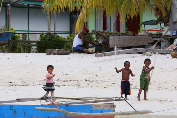 Lamima's 8-Day Around Phuket - Day Seven - Local Children