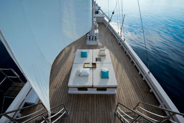 Alexa's 11-Day Maumere to Ambon via Alor & The Banda Islands - Day Six - Sunbeds