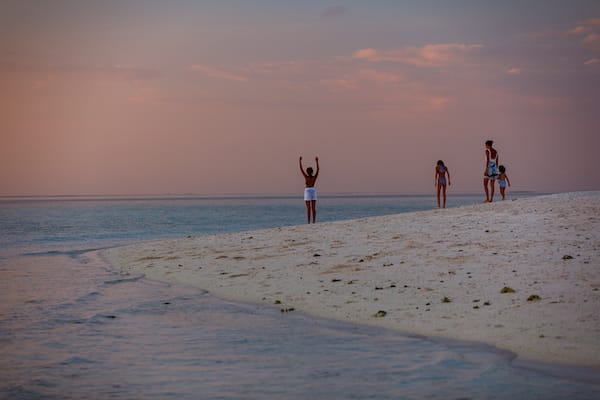 Aliikai's 9-Day Komodo - Day 2 - Pink Beach