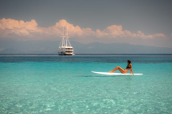 Aliikai's 9-Day Komodo - Day 6 - Relaxing on SUP