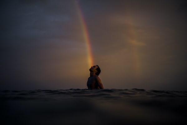 Kudanil Explorer的密集冲浪巴布亚-第三天巴布亚彩虹