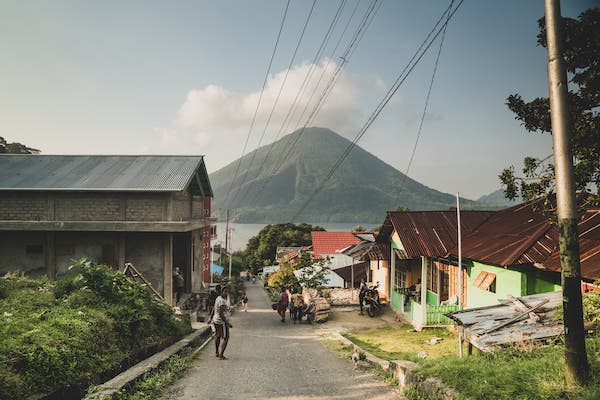 Kudanil Explorer's 12-Day Ambon to Kaimana - Day 5 - Local Village in Banda Facing Volcano